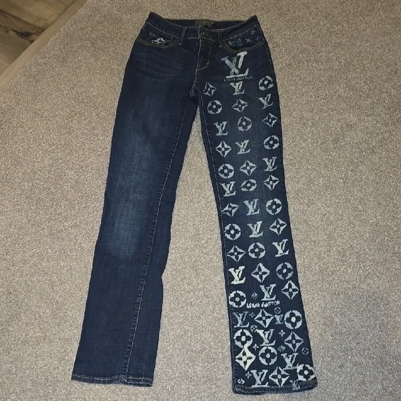 Levi's Dark Blue Flare Jeans with Pattern - Picture 1 of 8